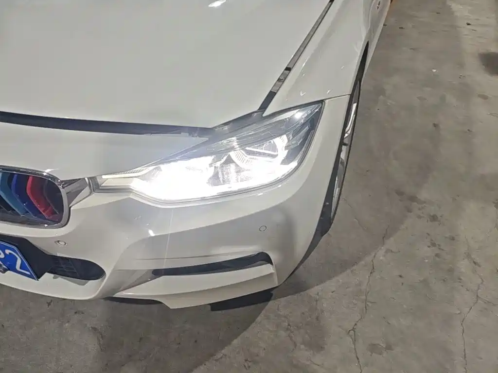 BMW 3 Series — миниатюра 24