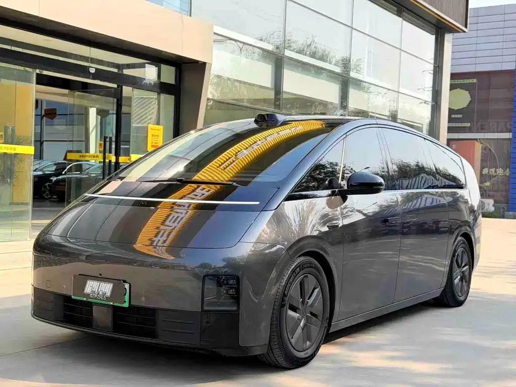 Li Auto MEGA