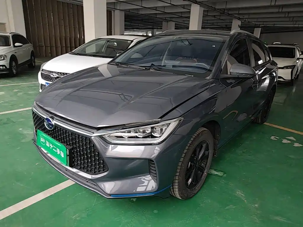 BYD e2