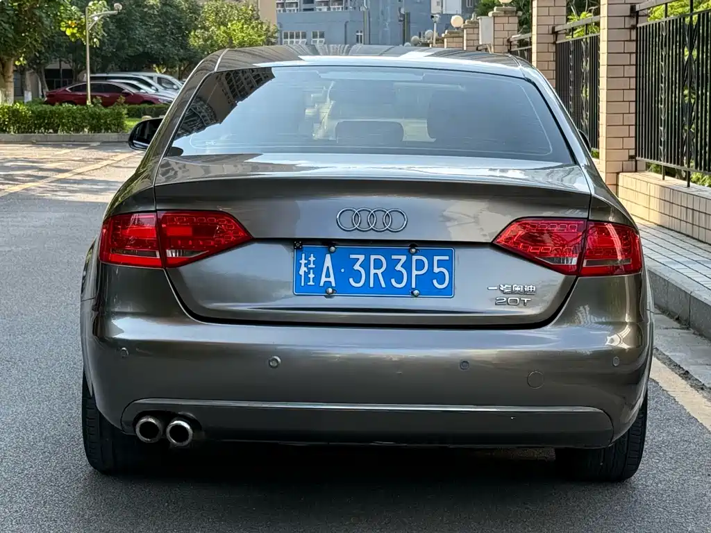 Audi A4L — миниатюра 4