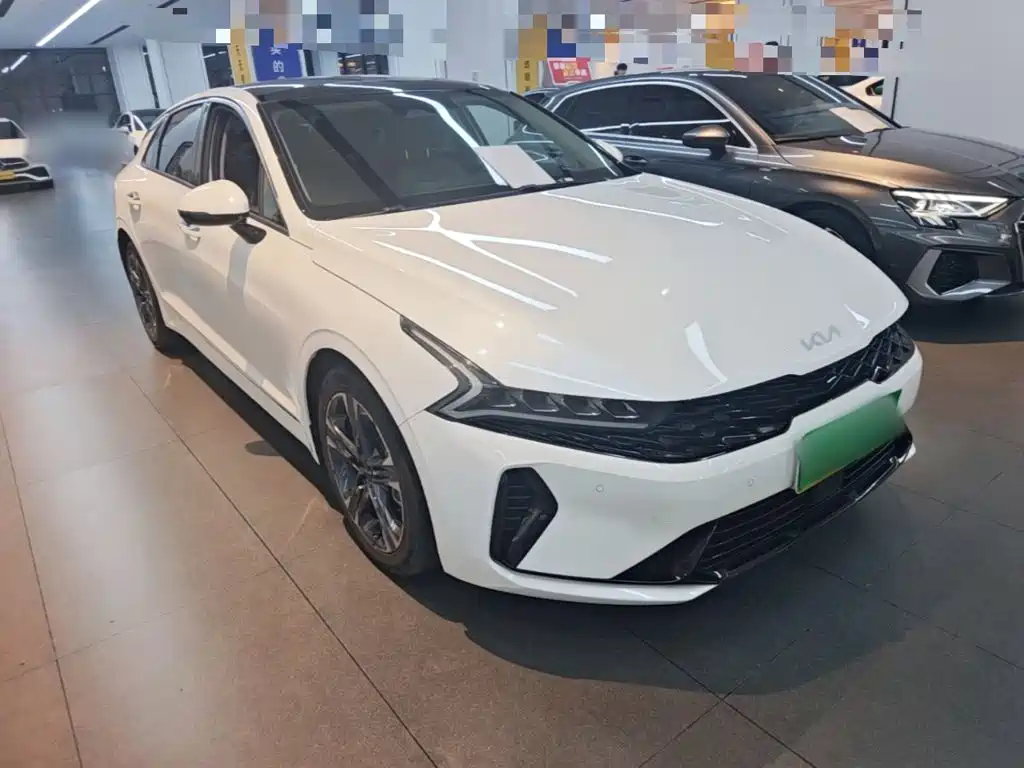 Kia K5 — миниатюра 4