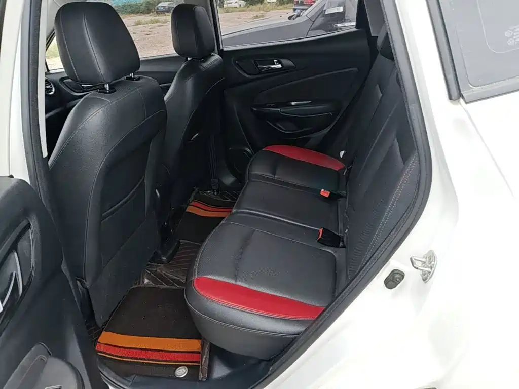 Changan CS15 — миниатюра 17