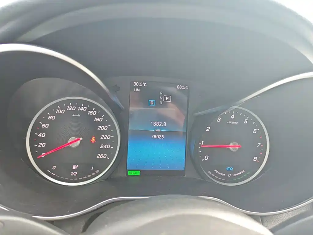 Mercedes-Benz C-Class — миниатюра 12
