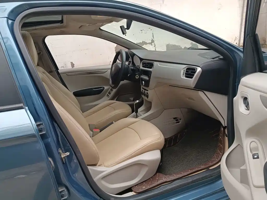 Citroen Elysee — миниатюра 10