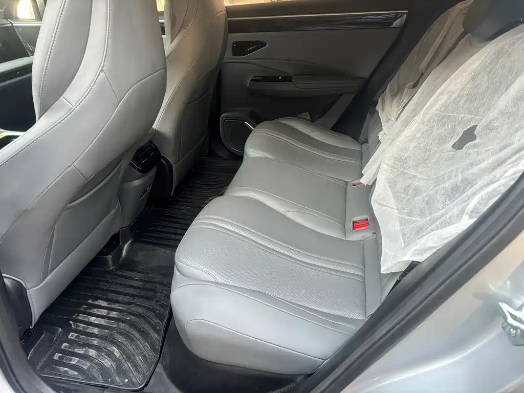 GEELY GALAXY GALAXY L7