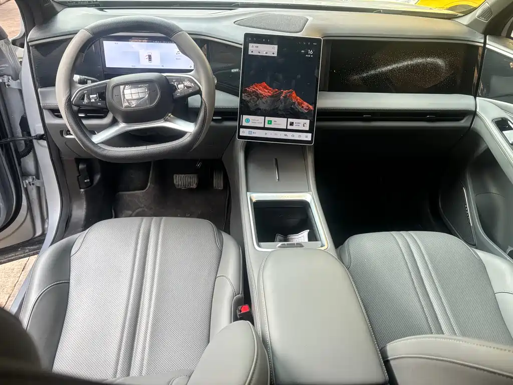 GEELY GALAXY GALAXY L7