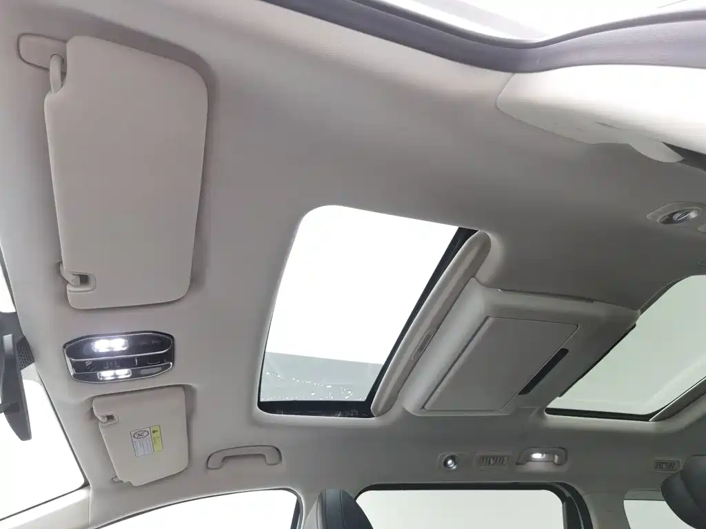 GAC Motor Trumpchi E8 PHEV — миниатюра 14