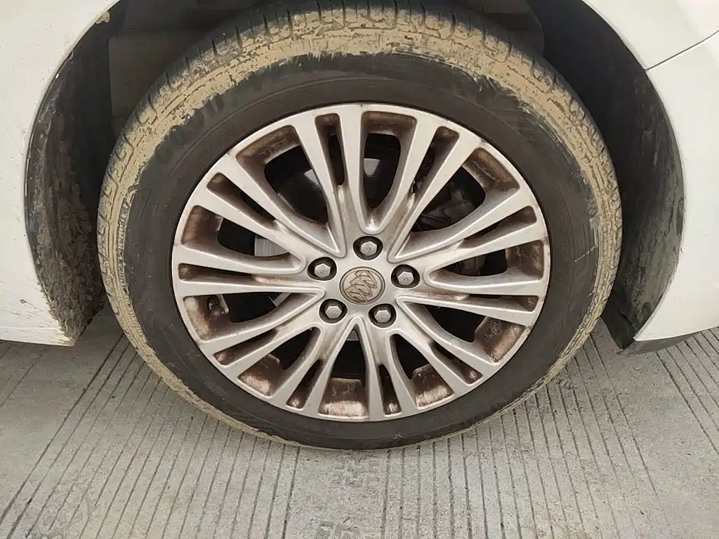 Buick Excelle — миниатюра 8