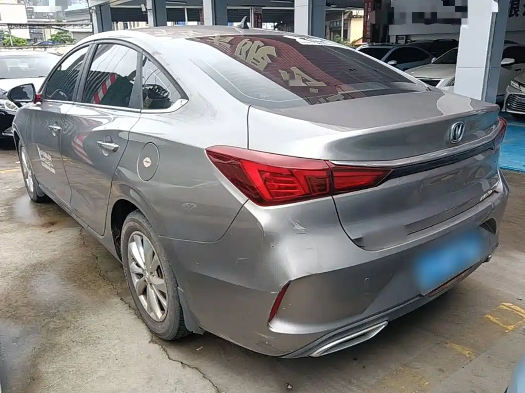 Changan Eado — миниатюра 5