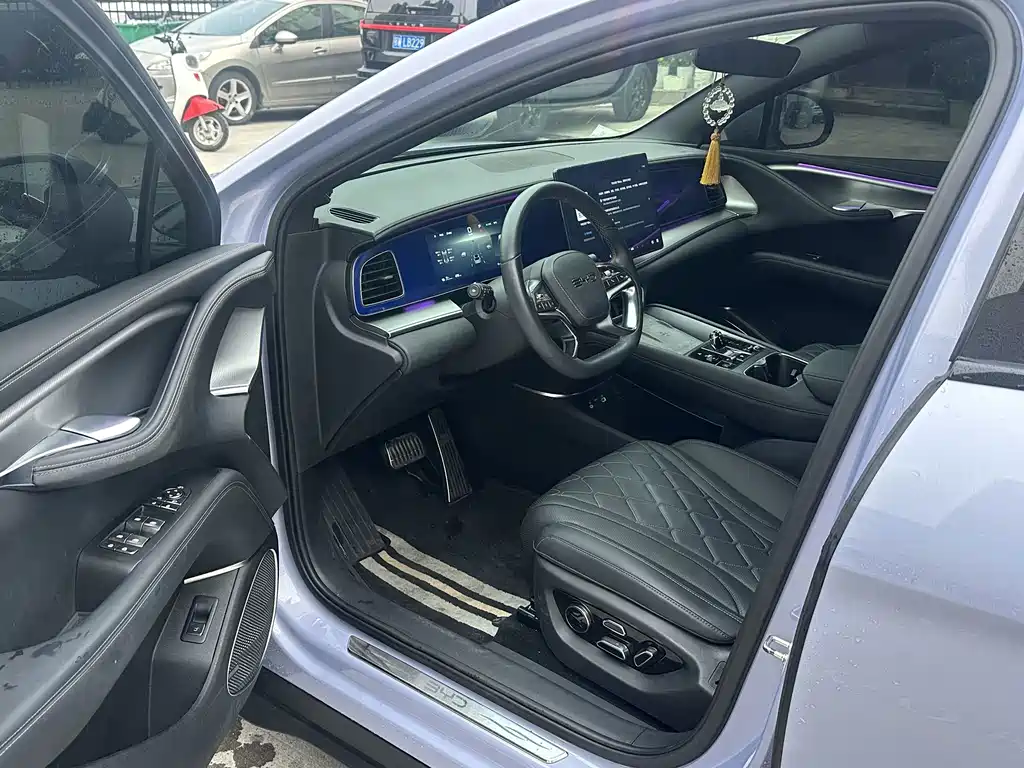 BYD Sealion 07 EV — миниатюра 7