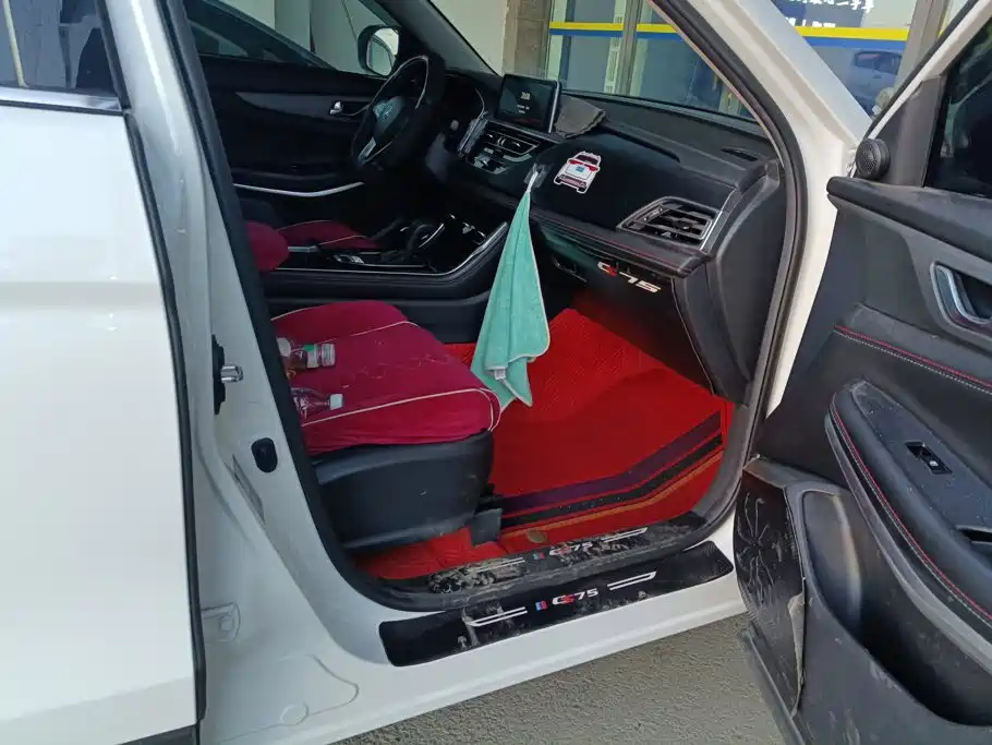 Changan CS75 — миниатюра 8