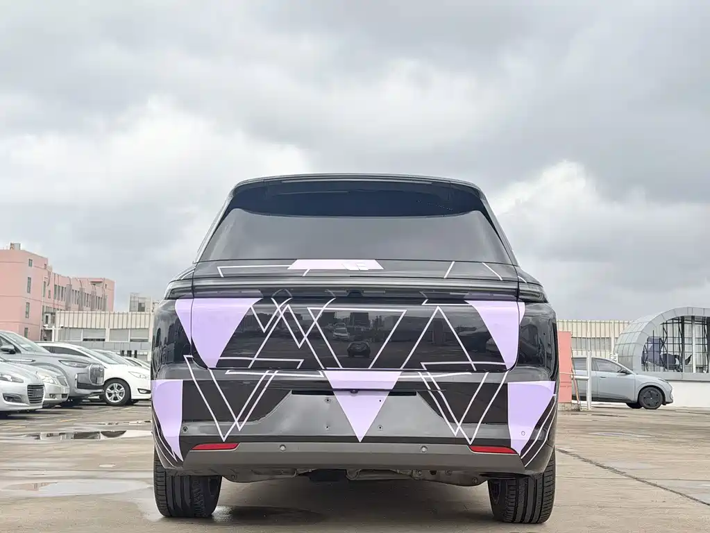 Li Auto Li L8 — миниатюра 10