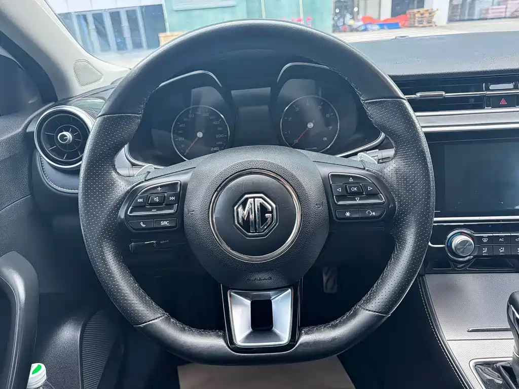 MG MG6 — миниатюра 12