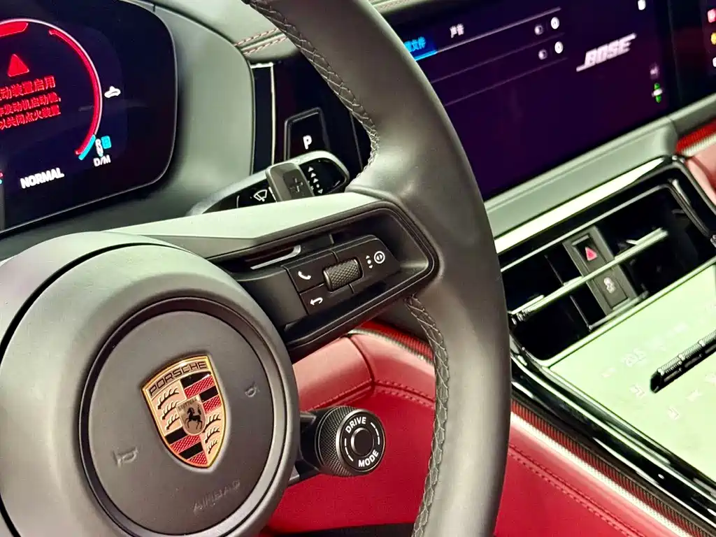 Porsche Panamera — миниатюра 12