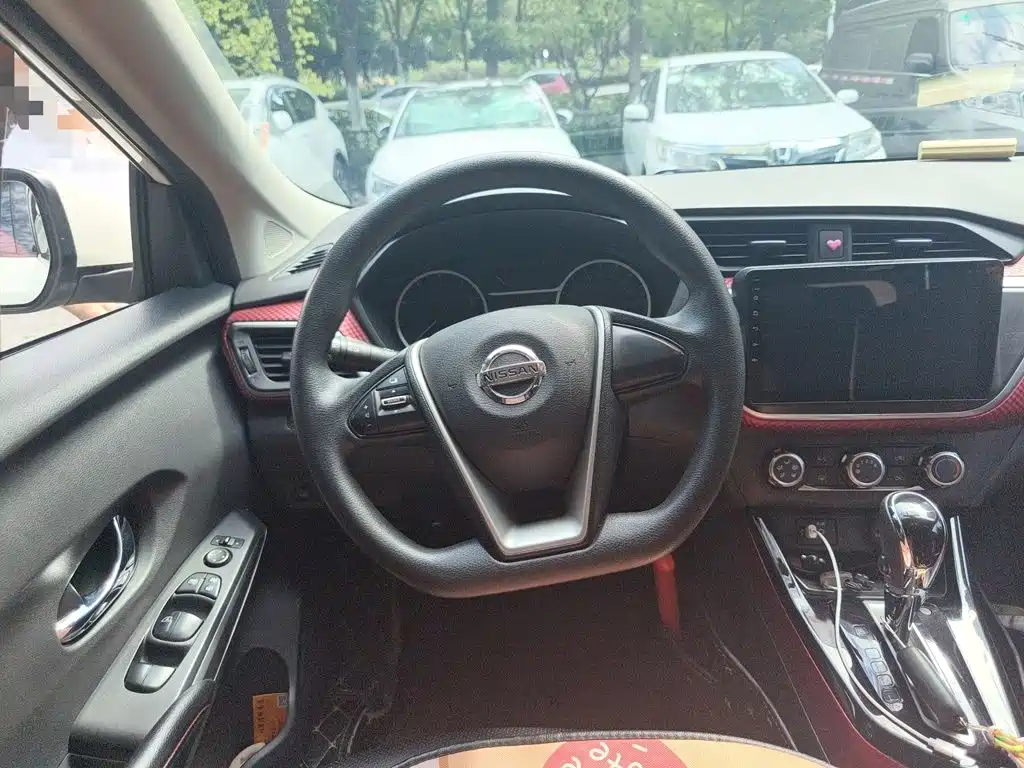 Nissan Bluebird — миниатюра 6