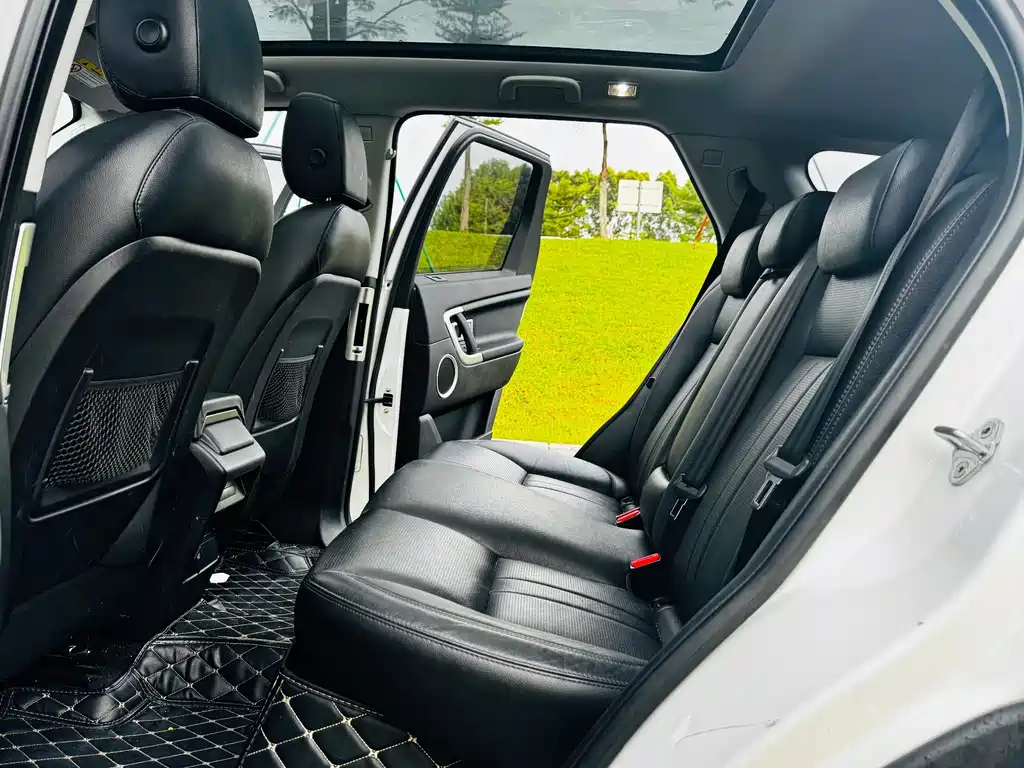 Land Rover Discovery Sport — миниатюра 16