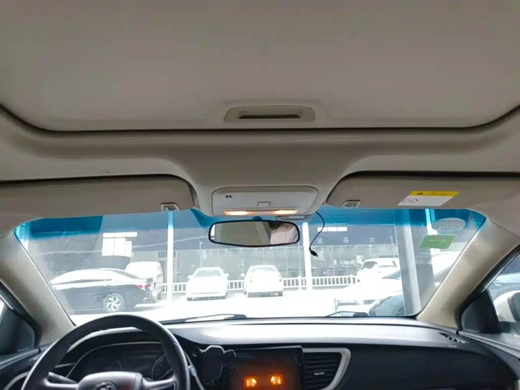 Buick Excelle — миниатюра 18