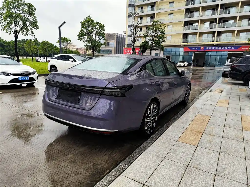 Nissan Teana — миниатюра 9