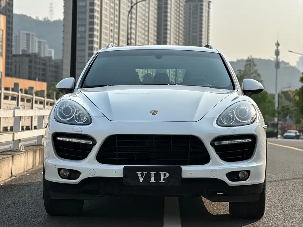 Porsche Cayenne 2011 Cayenne Turbo 4.8T