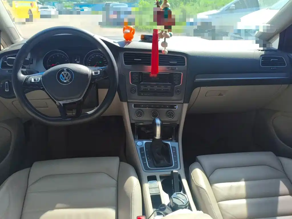 Volkswagen Golf — миниатюра 13