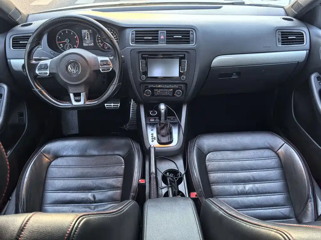 Volkswagen Sagitar — миниатюра 16