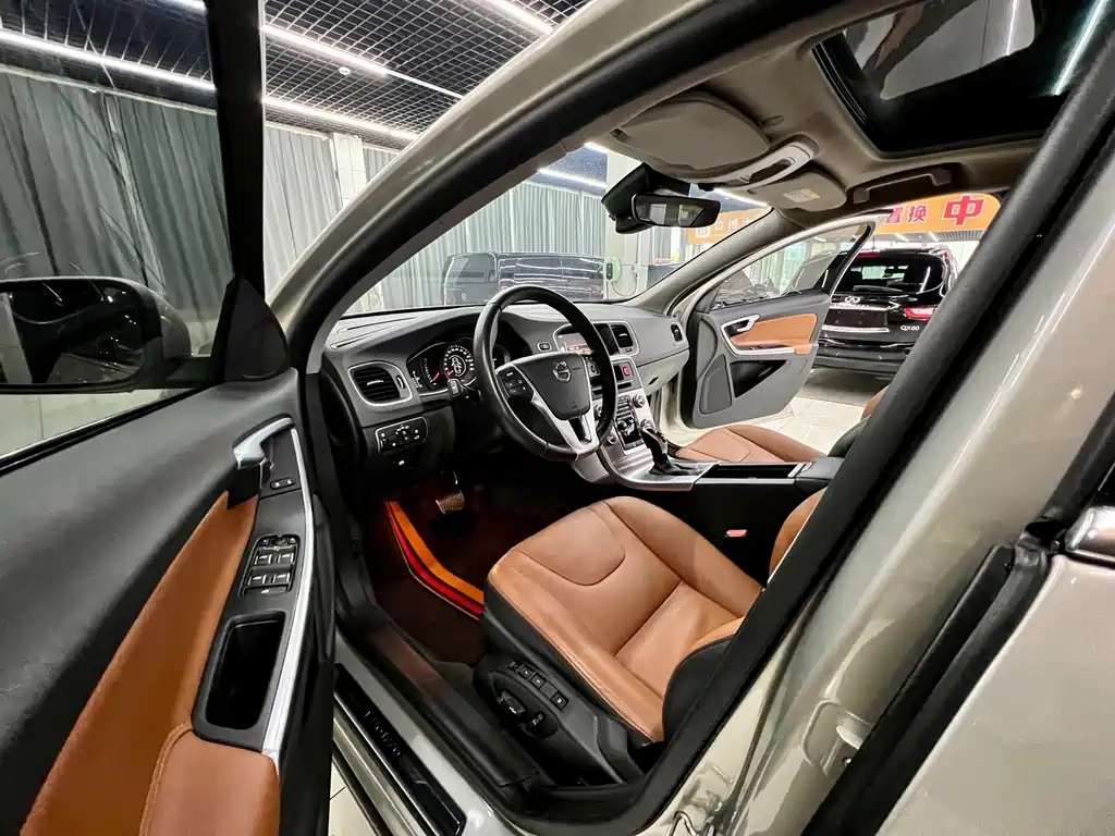 Volvo S60 S60L T3 Smart Advanced Edition, фото 10