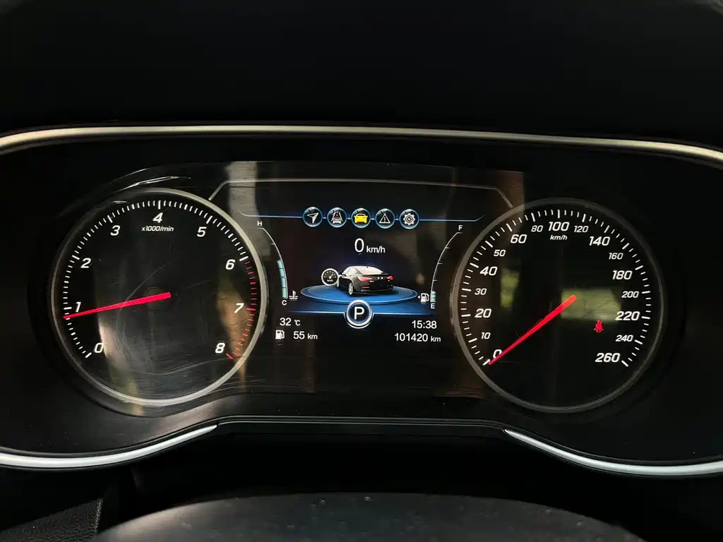 Hongqi Hongqi H5 — миниатюра 6