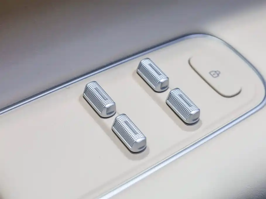 AITO Wenjie AITO M9 — миниатюра 13