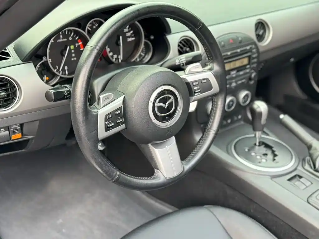 Mazda MX-5 — миниатюра 16