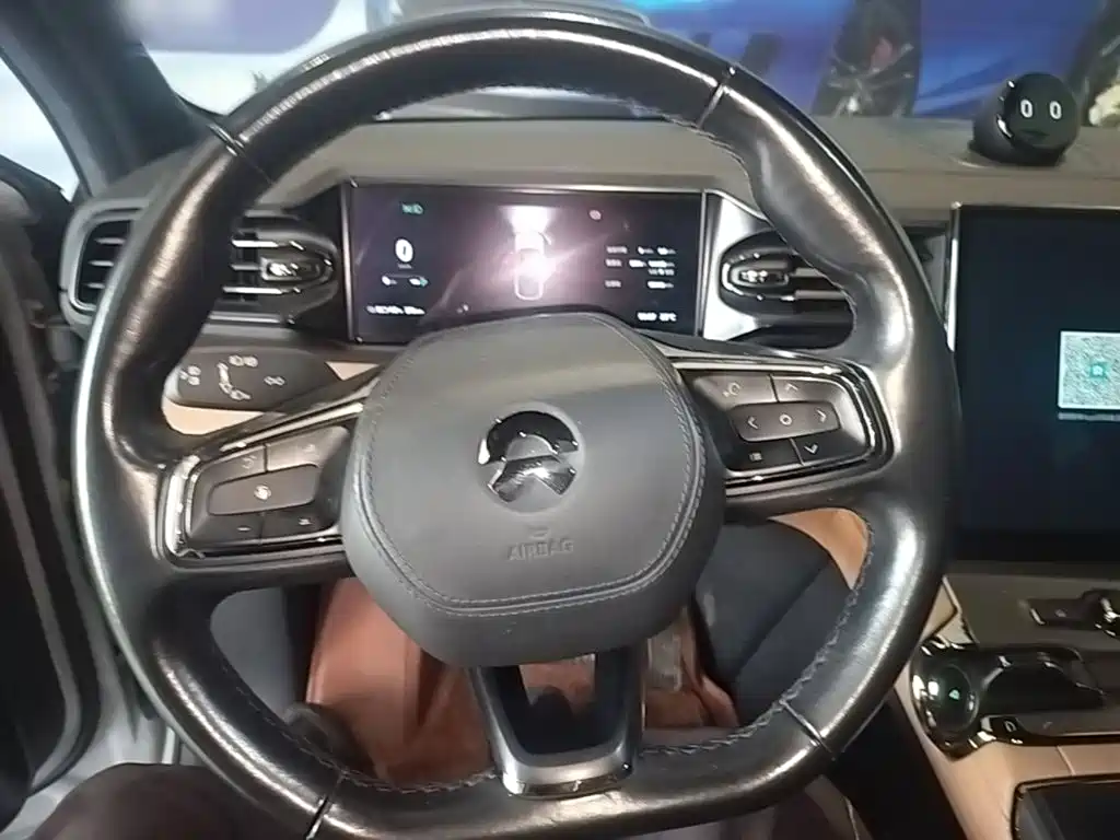 NIO ES6 — миниатюра 11