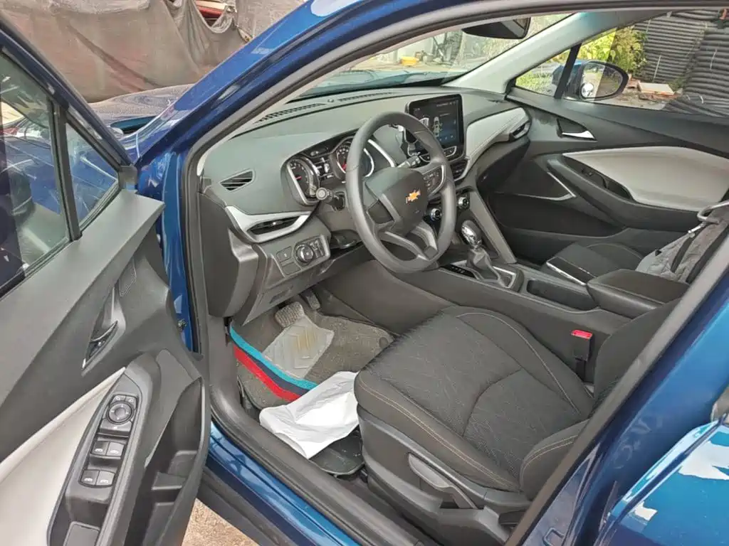 Chevrolet Volando — миниатюра 16