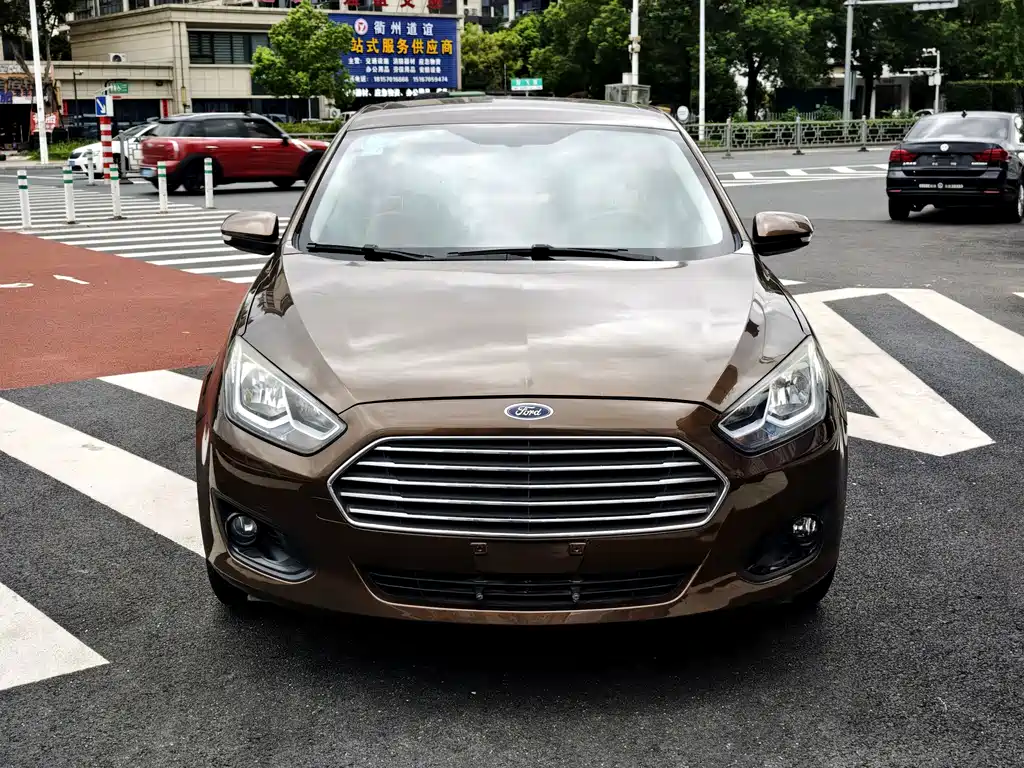 Ford Escort — миниатюра 2