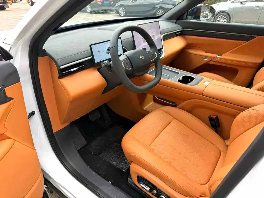 Dongfeng eπ008 2026 мест