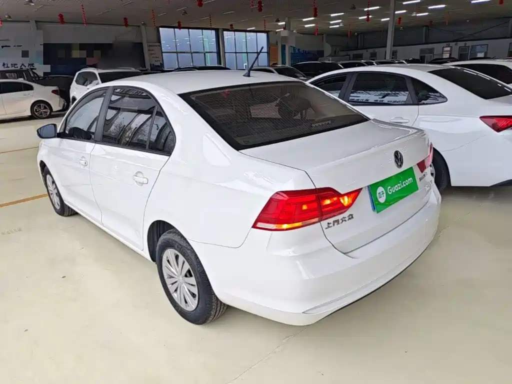 Volkswagen Santana — миниатюра 5