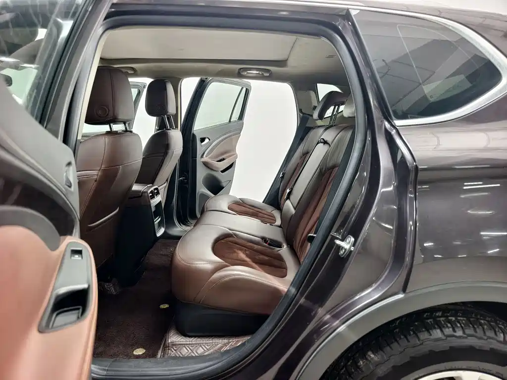 Buick Envision Plus — миниатюра 13
