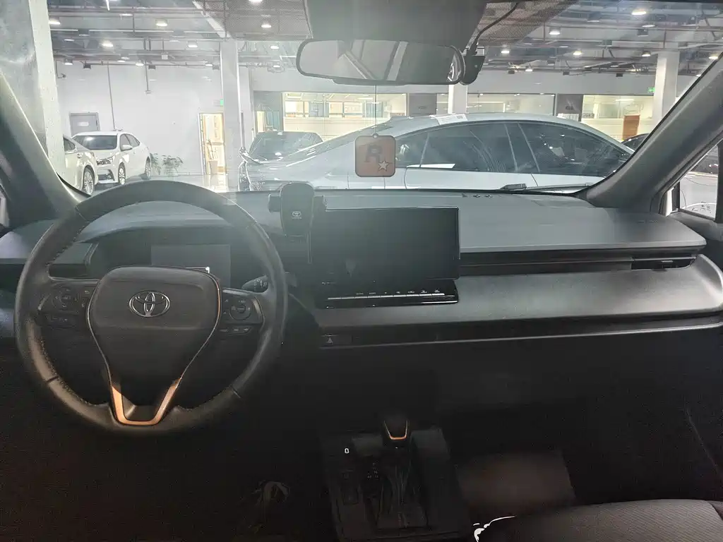 Toyota Frontlander — миниатюра 14