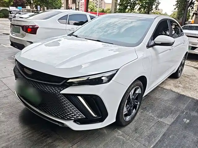 2022 Geely Emgrand L Hi·X/ Hi·P