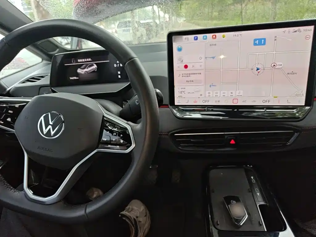 Volkswagen ID.3 — миниатюра 10