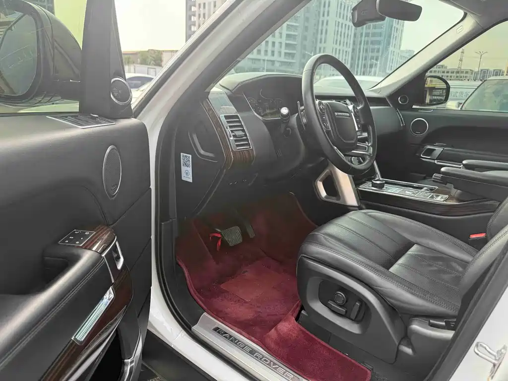 Land Rover Range Rover 2016 3.0 SC V6 Vogue Long Wheelbase