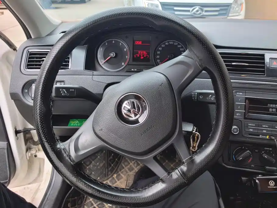 Volkswagen Santana — миниатюра 15