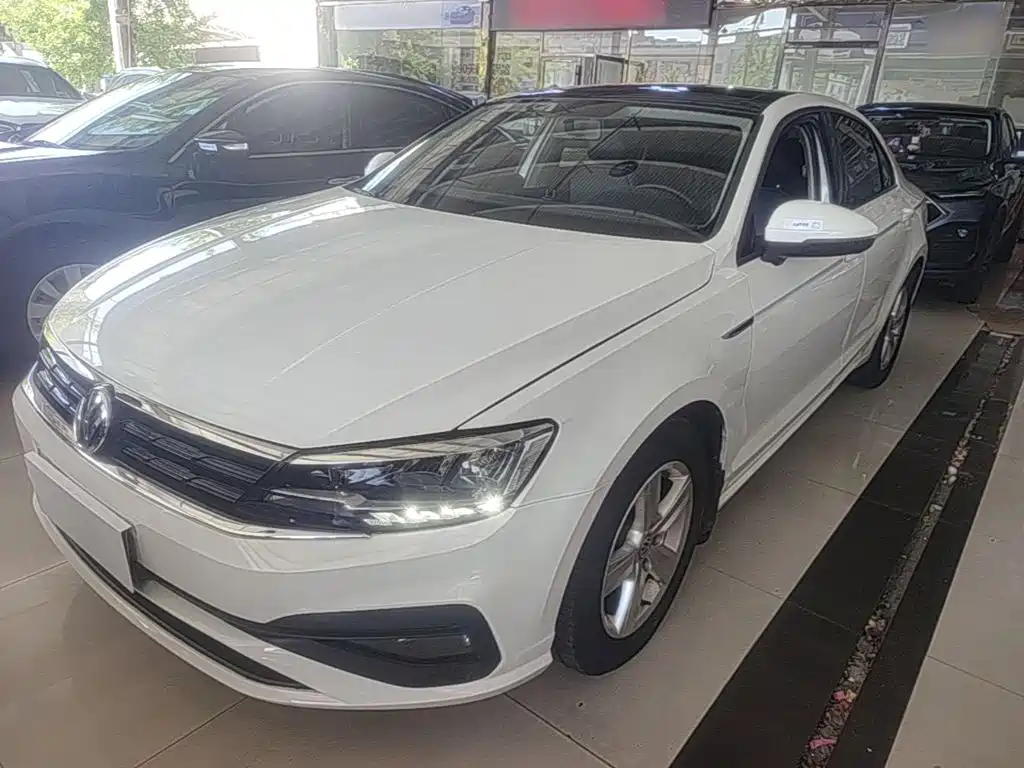 Volkswagen Lamando — миниатюра 2