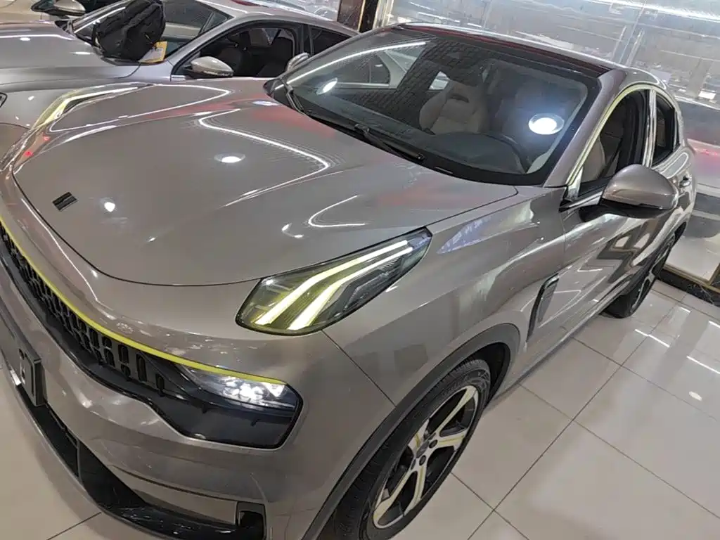 Lynk & Co 05 — миниатюра 2