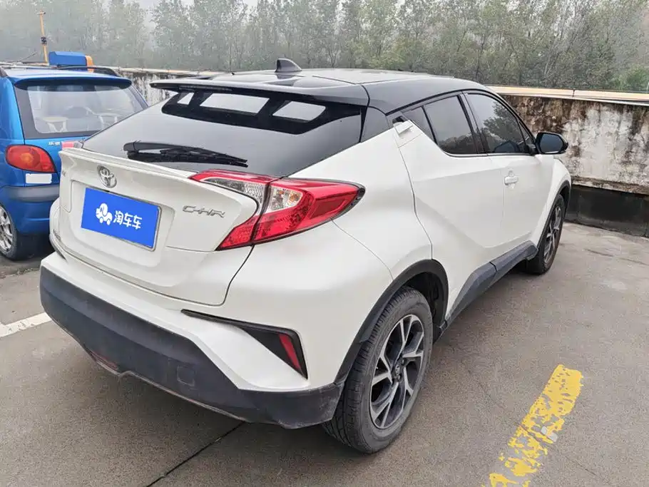 Toyota C-HR — миниатюра 3