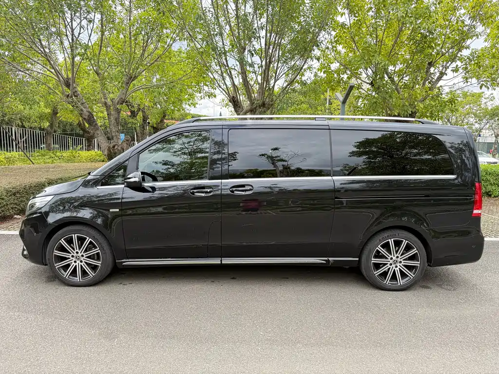 Mercedes-Benz V-Class — миниатюра 8