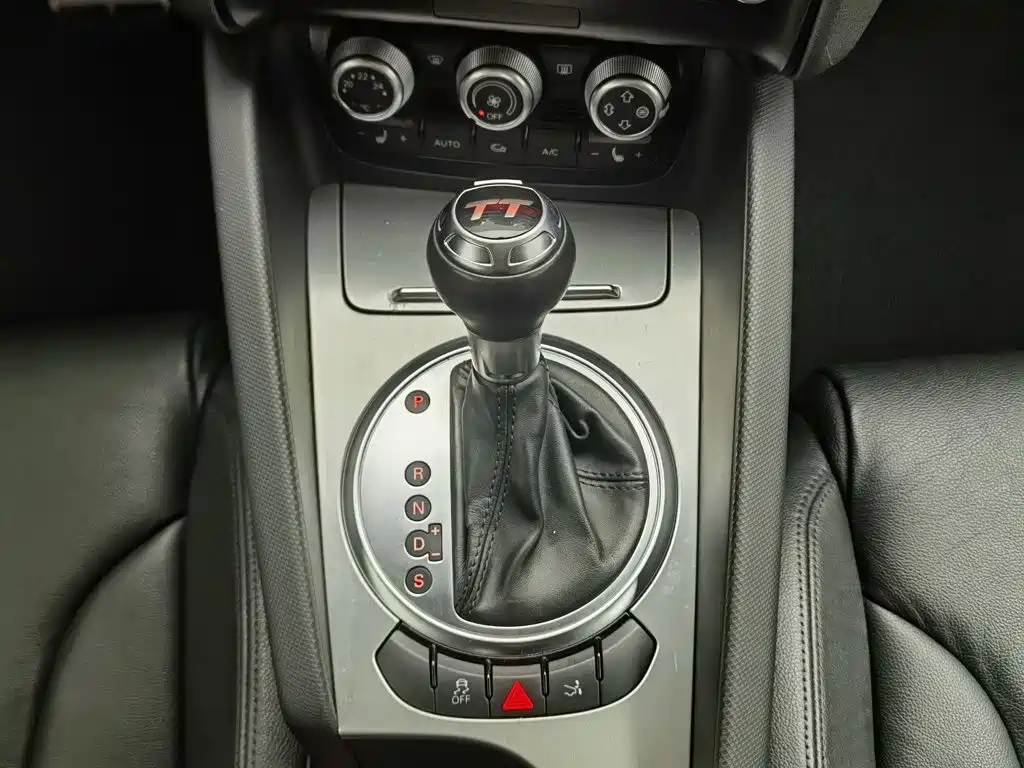 Audi TT — миниатюра 13
