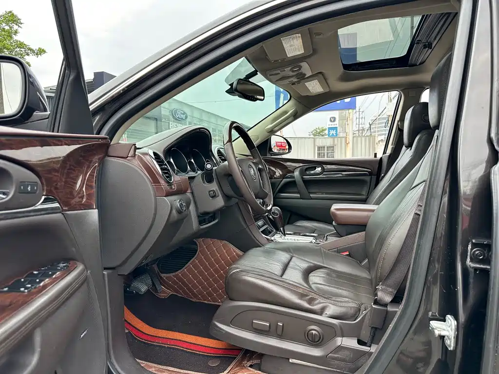 Buick Enclave — миниатюра 9