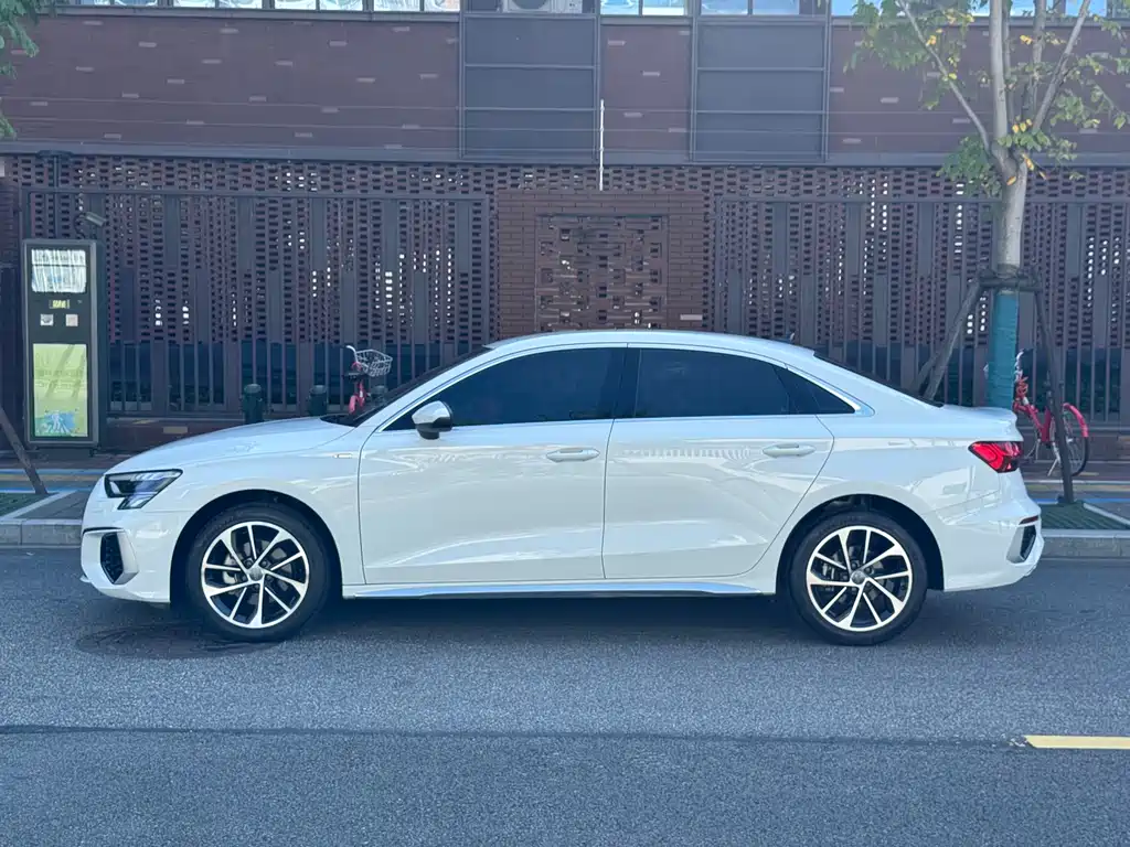 Audi A3 — миниатюра 5
