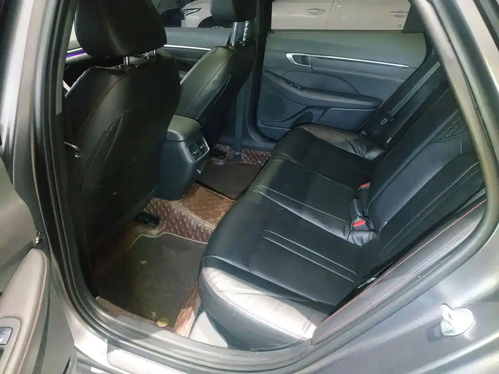 Hyundai Sonata — миниатюра 17