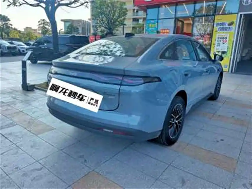 BYD 秦MAX — миниатюра 7
