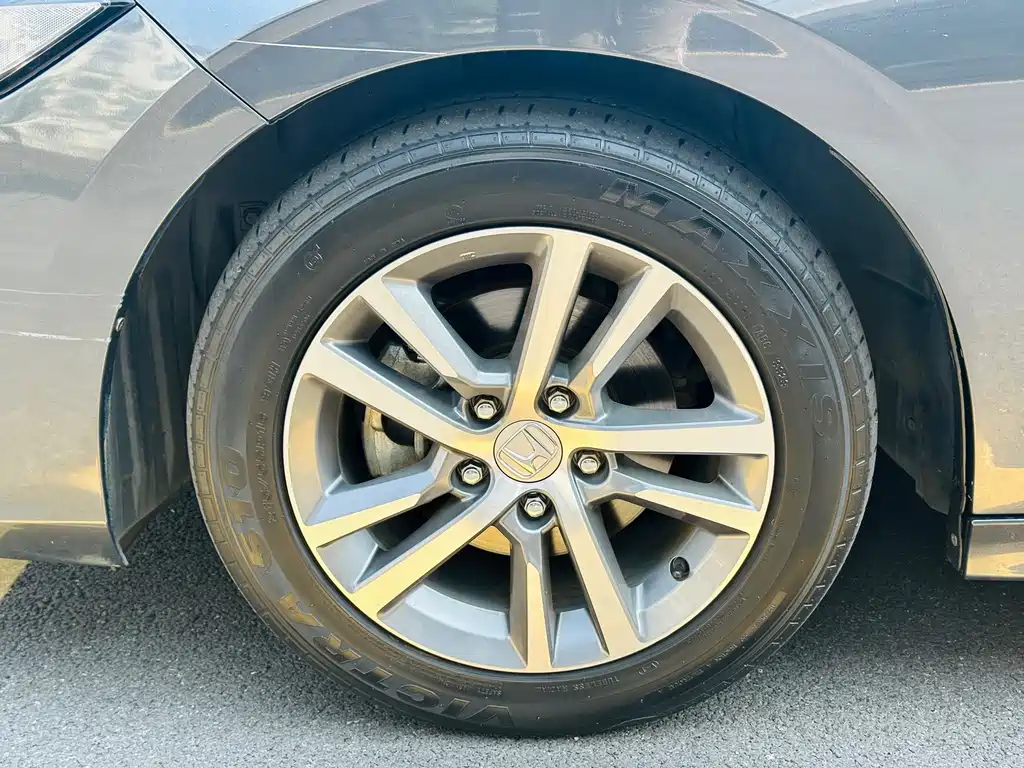 Honda Civic — миниатюра 10
